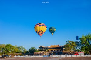 Trải nghiệm khinh khí cầu Baloons Over Huế và ngắm toàn cảnh Huế xinh đẹp